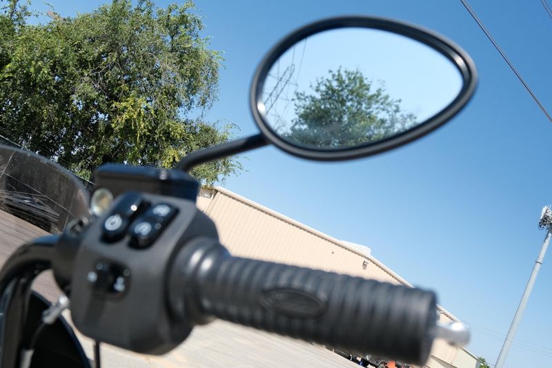 USED 2024 INDIAN MOTORCYCLE CHIEF BOBBER Image 22