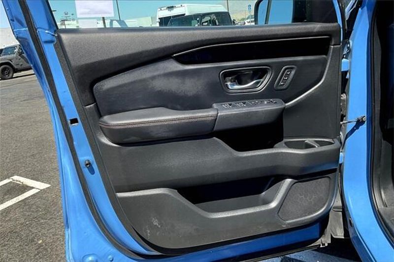 Used 2025 Honda Pilot TrailSportImage 22