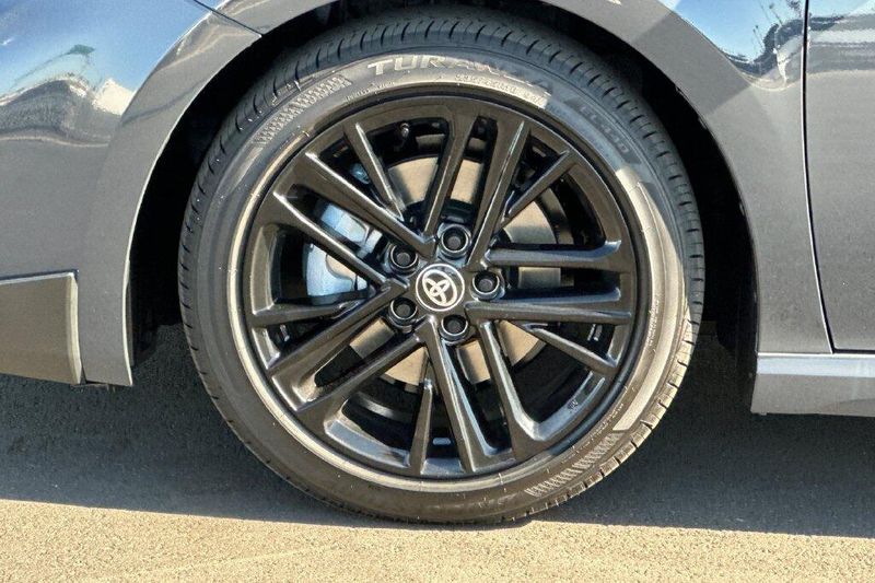 New 2026 Toyota Camry SEImage 31