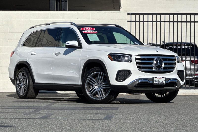 Used 2025 Mercedes-Benz GLS 450Image 2