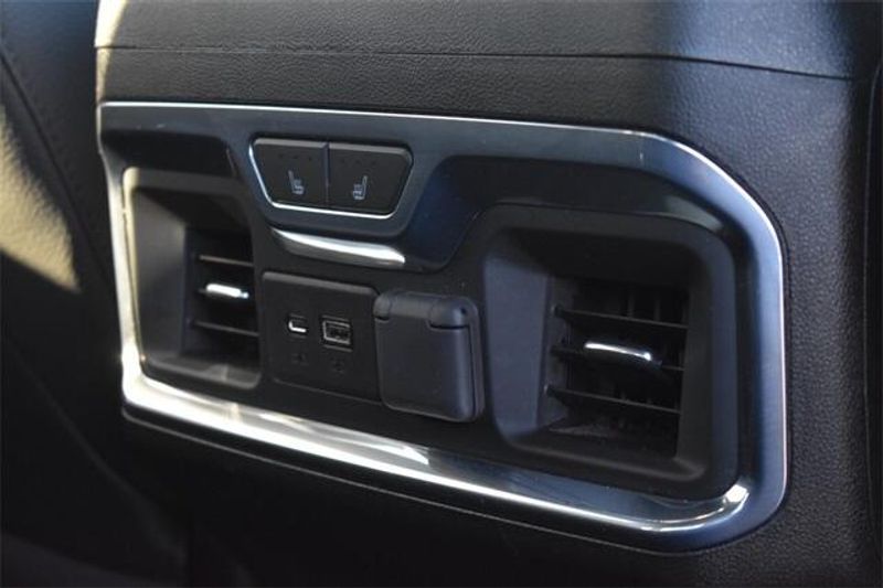 Used 2020 GMC Sierra 3500HD DenaliImage 21