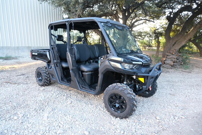 2025 Can-Am DEFENDER MAX XT HD10 STEALTH  BLACKImage 17