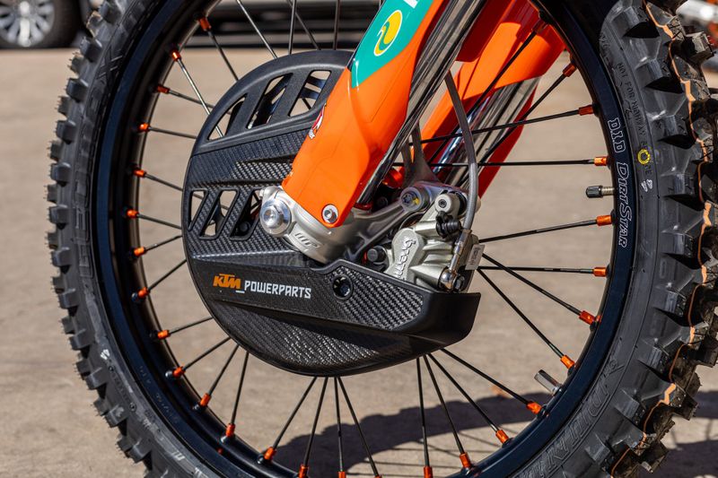 2025 KTM 450 SXF FACTORY EDITION Image 6