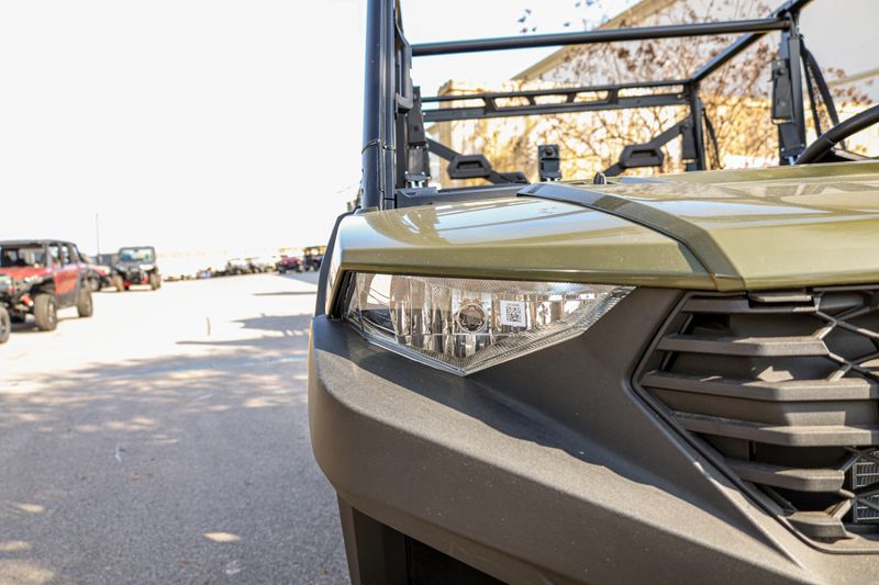 NEW 2026 POLARIS RANGER CREW 1000 Image 3