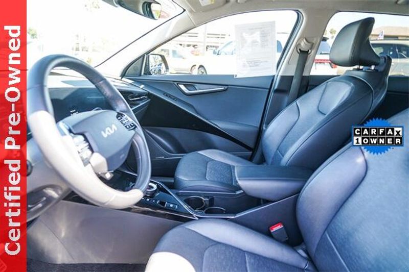 Used 2024 Kia Niro Plug-In Hybrid SXImage 20