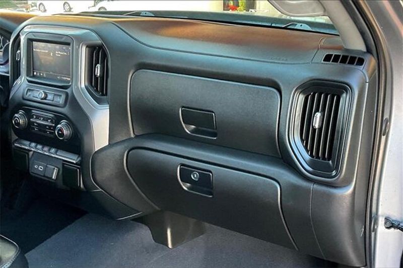 2021 Chevrolet Silverado 1500 Custom Trail BossImage 16