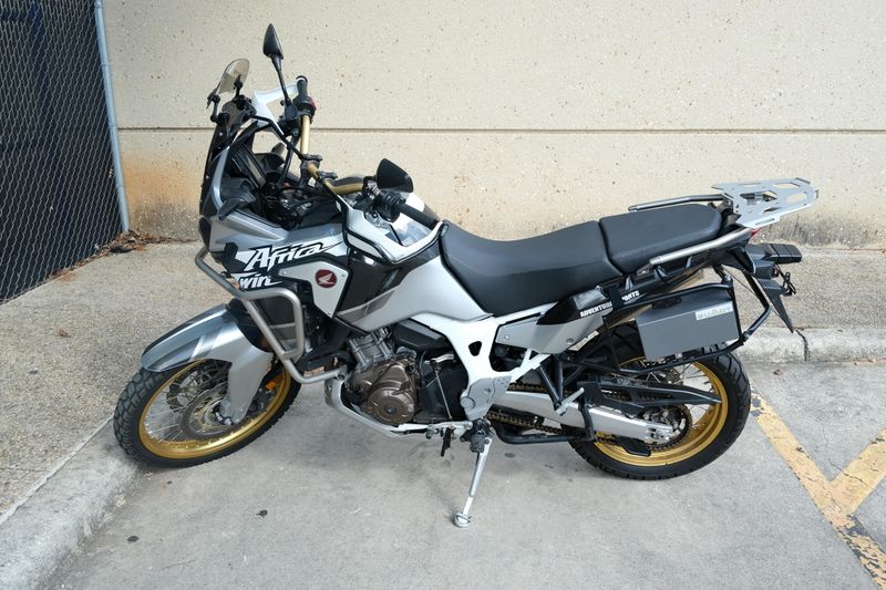 USED 2019 HONDA AFRICA TWIN ADV SPORT Image 6