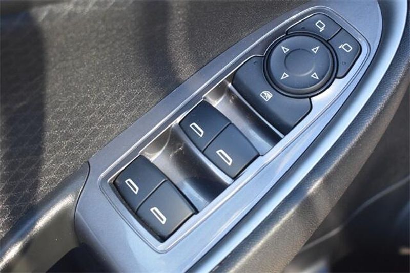 2025 Chevrolet Malibu LSImage 18