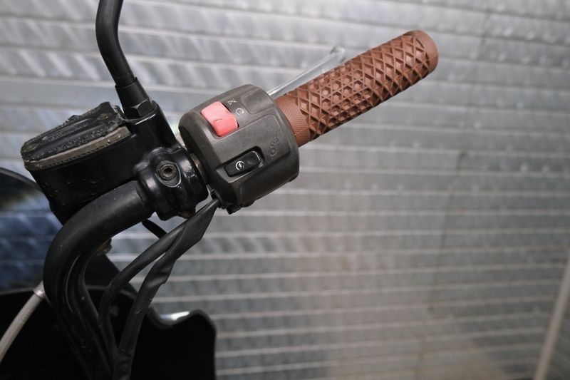 USED 2018 INDIAN MOTORCYCLE SCOUT BOBBER Image 17