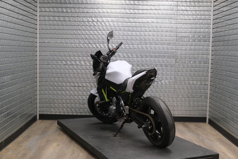USED 2017 KAWASAKI Z650 ABS Image 2