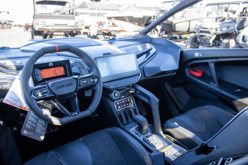 NEW 2026 CAN-AM MAVERICK R MAX X WITH SMARTSHOX 999T DCT Image 25