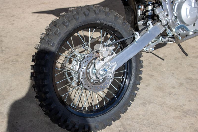 NEW 2026 KAWASAKI KLX 230R Image 9