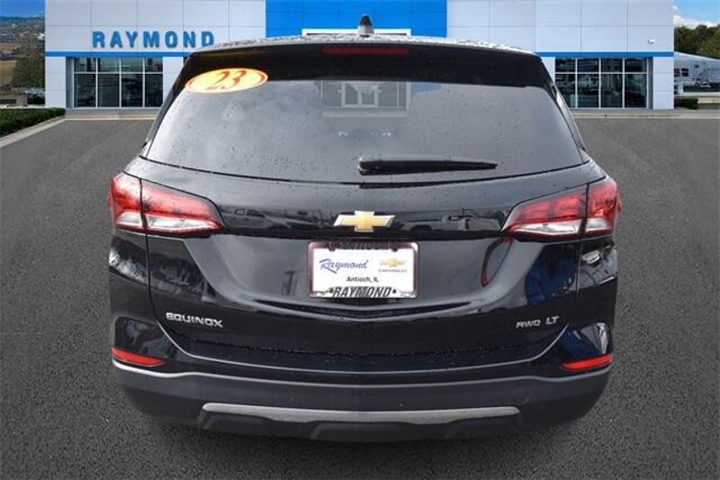 Used 2023 Chevrolet Equinox LTImage 4