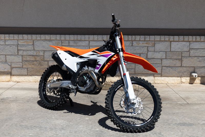 2024 KTM 350 SXF ORANGEImage 5