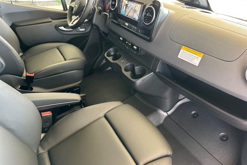 New 2026 Mercedes-Benz Sprinter 2500 Passenger 144 WBImage 14