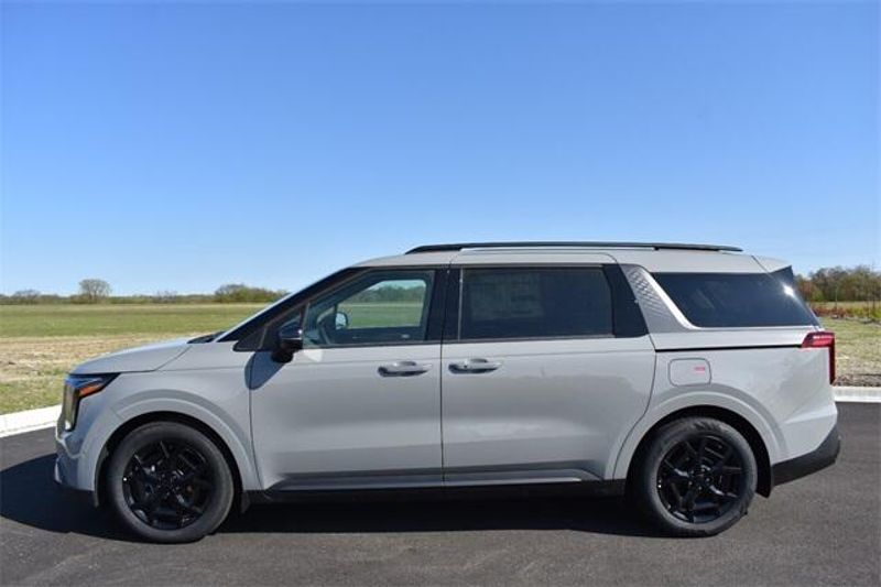 2025 Kia Carnival SX PrestigeImage 6
