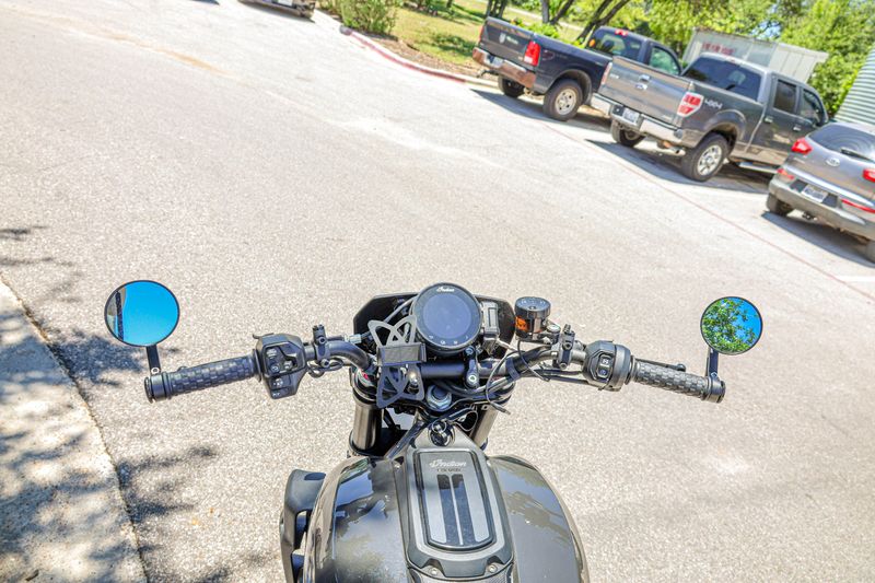 USED 2024 INDIAN MOTORCYCLE FTR SPORT STORM GRAY  RED 49ST Image 17