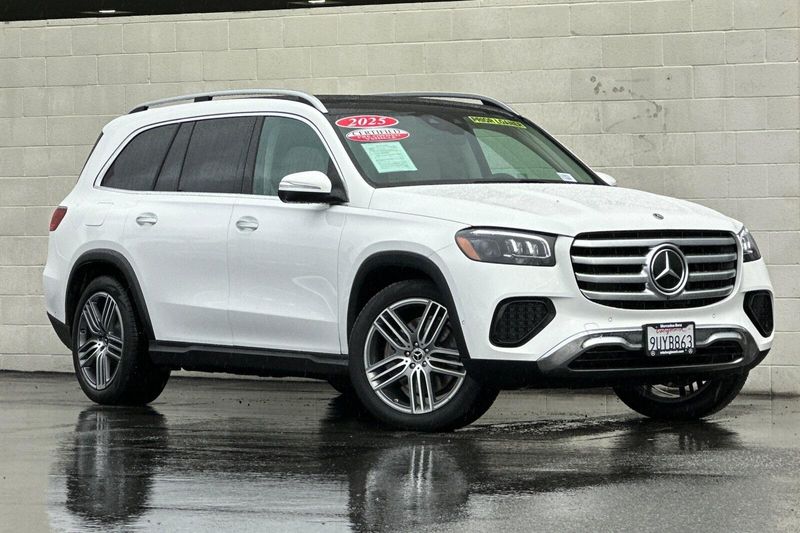 Used 2025 Mercedes-Benz GLS 450Image 2