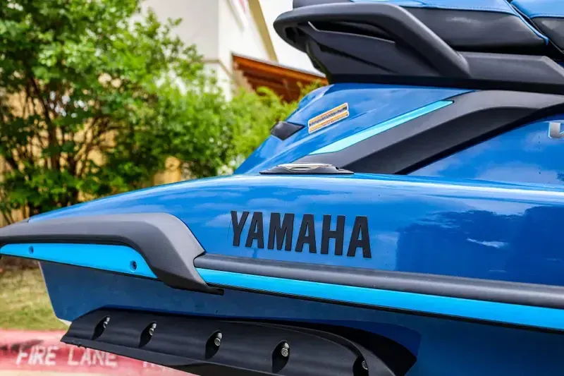 2025 Yamaha FX LIMITED SVHO DEEPWATER BLUE Image 3