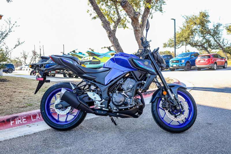 2025 Yamaha MT03 TEAM BLUE Image 2