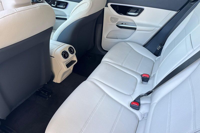 New 2027 Mercedes-Benz GLC-Class GLCGLC 300Image 9