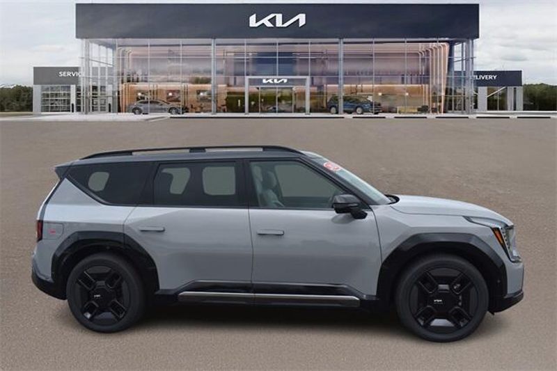 New 2026 Kia EV9 GT-LineImage 2