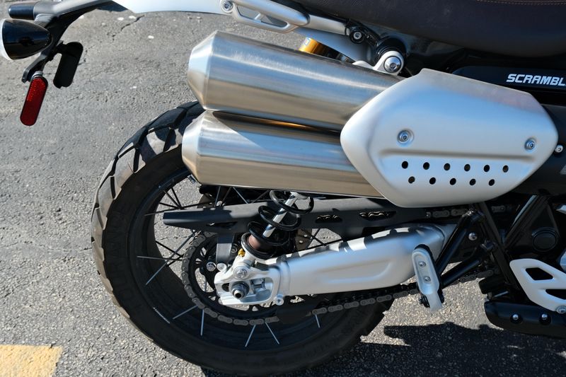 USED 2022 TRIUMPH SCRAMBLER 1200 Image 10