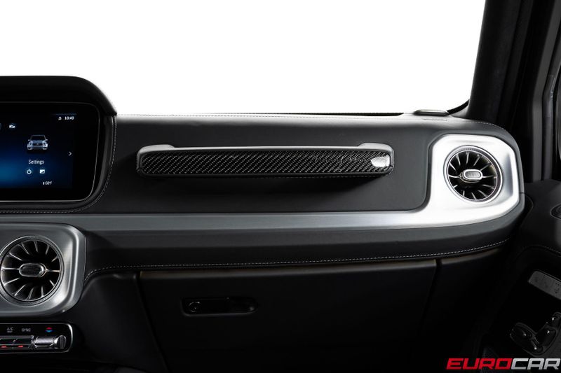 2025 Mercedes-Benz G-Class G 63 *CHERRY WOOD LUGGAGE COMPARTMENT*Image 34