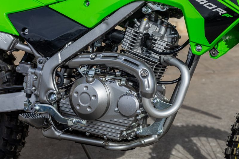 2025 Kawasaki KLX 140R L LIME GREEN Image 9