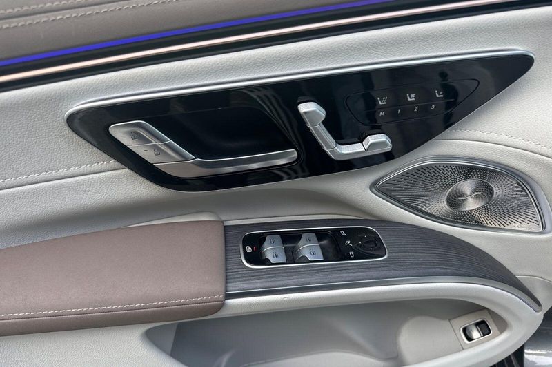 Used 2023 Mercedes-Benz EQS 450Image 11