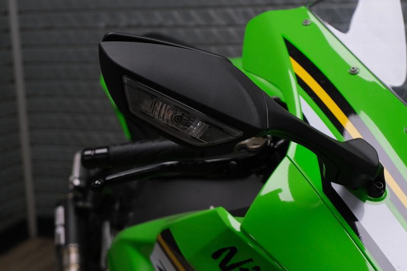 NEW 2025 KAWASAKI NINJA ZX10R KRT EDITION Image 11