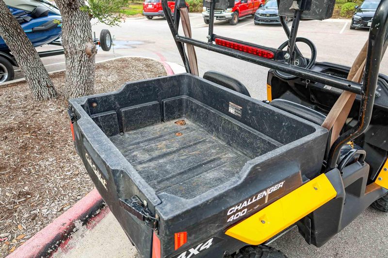 Used 2018 CUB CADET CHALLENGER 400  BLACK AND YELLOW Image 8