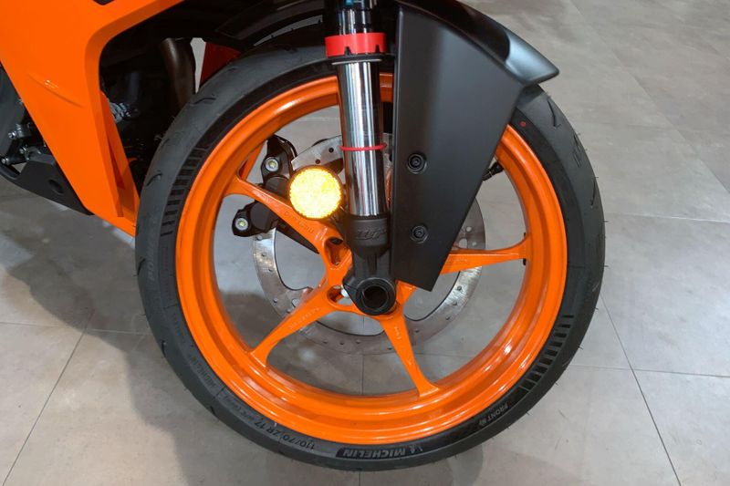 New 2024 KTM RC 390 Image 19