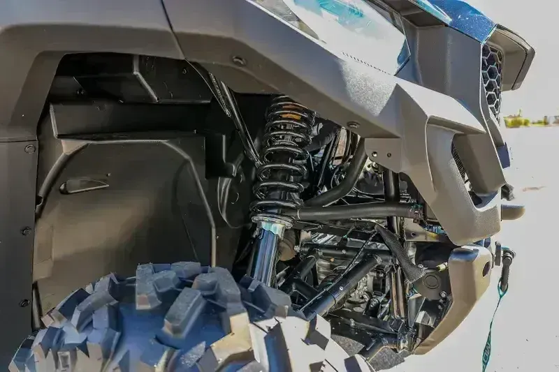 2025 CFMOTO UFORCE 800 XL NEBULA BLACK Image 17