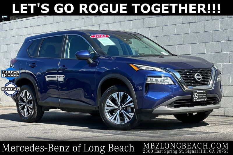 Used 2023 Nissan Rogue SVImage 1