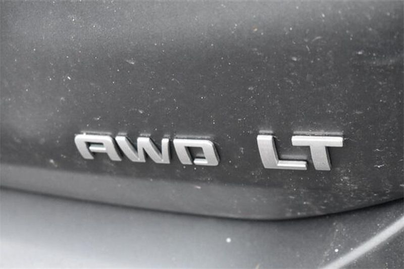 Used 2020 Chevrolet Equinox LTImage 12