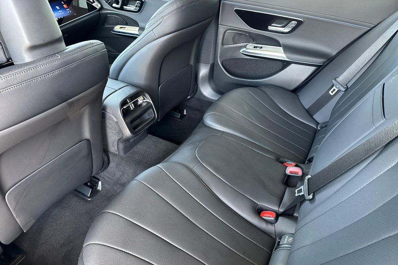 Used 2026 Mercedes-Benz E-Class E 350Image 13