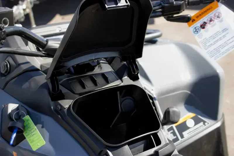 2025 Can-Am OUTLANDER DPS 500 GRANITE GREY Image 12