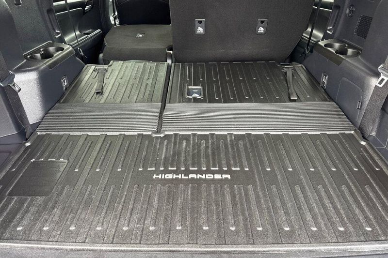 Used 2026 Toyota Highlander Hybrid XLEImage 15