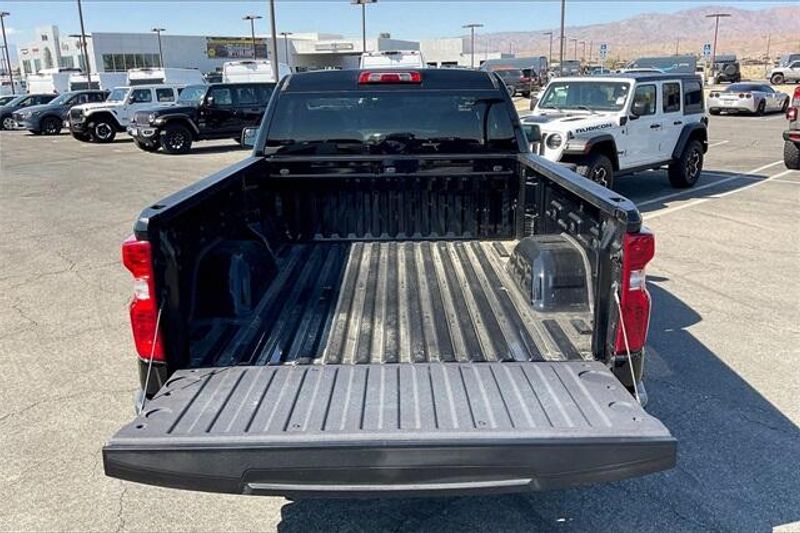 Used 2025 Chevrolet Silverado 1500 WTImage 30