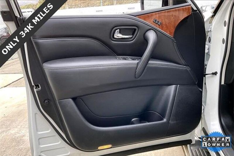 Used 2018 INFINITI QX80 BaseImage 22