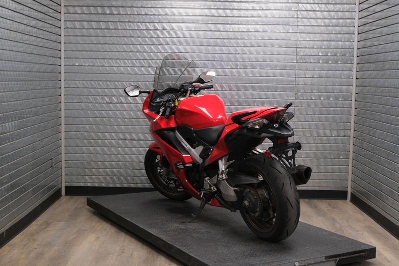 USED 2015 HONDA INTERCEPTOR DLX Image 5