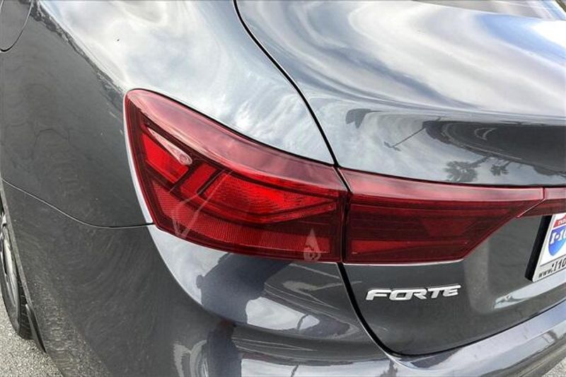 2023 Kia Forte LXSImage 28