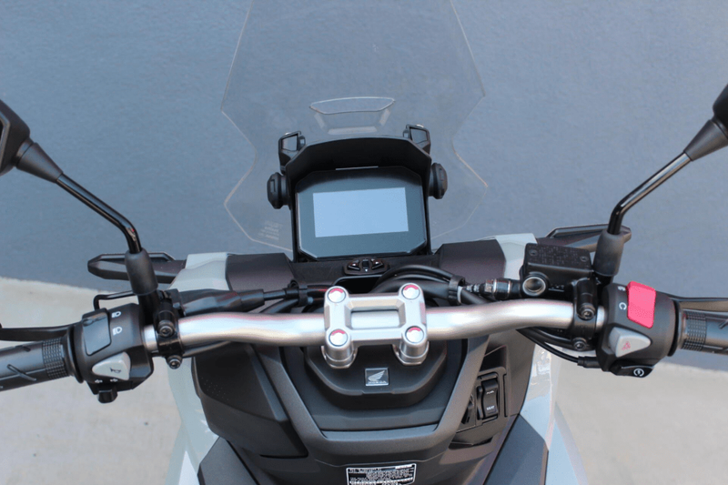 New 2026 Honda ADV160 Image 8