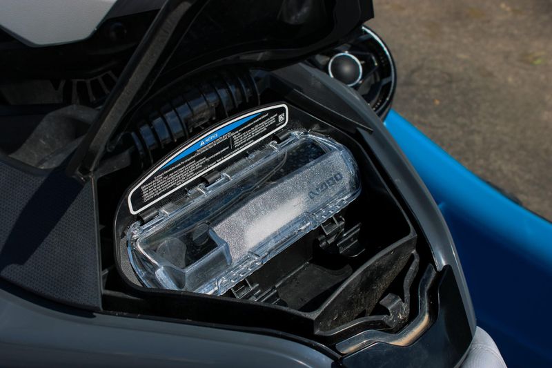 2020 SEADOO GTX 170 BLUE Image 10