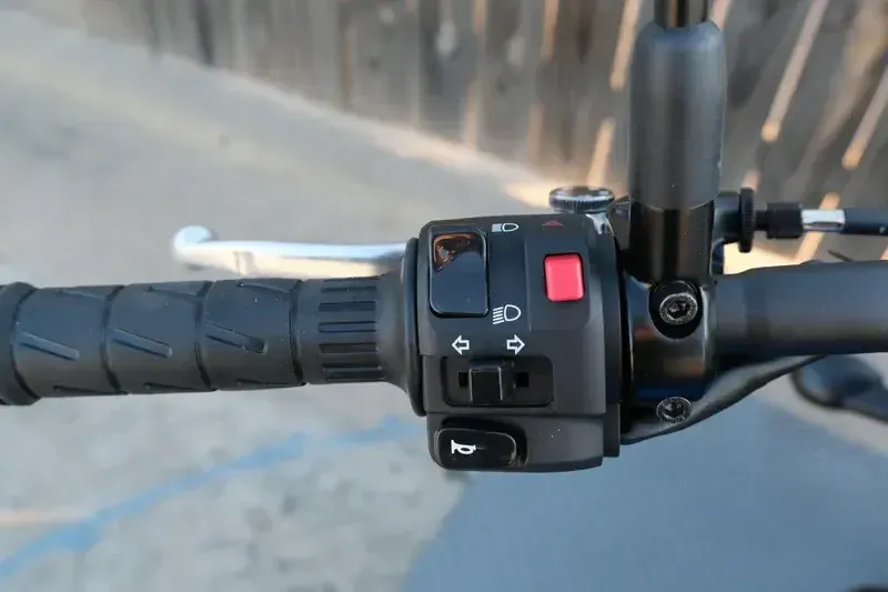 NEW 2026 KAWASAKI VULCAN S CAFE ABS Image 10