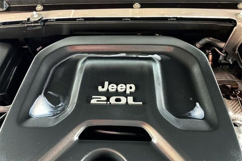 2021 Jeep Wrangler Unlimited SaharaImage 32