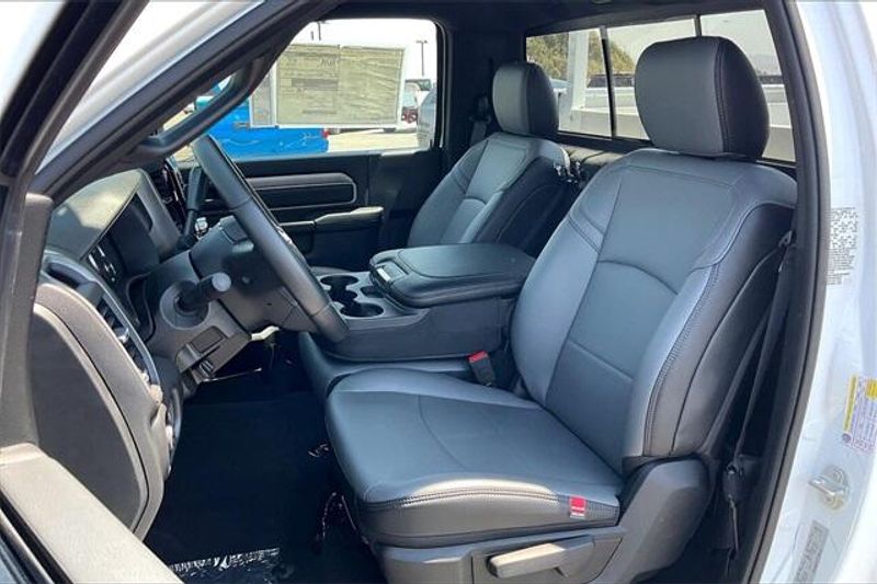 2025 Ram 2500 Tradesman photo 7