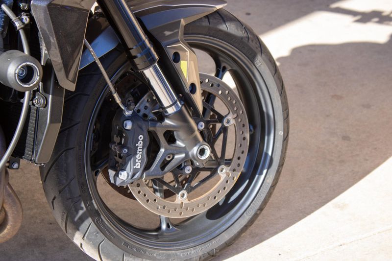 USED 2024 TRIUMPH STREET TRIPLE 765 R Image 12