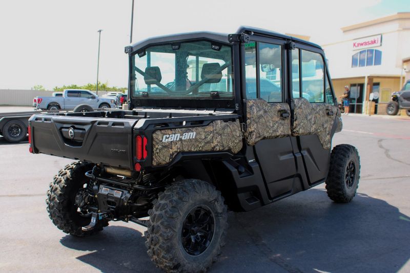 2023 Can-Am DEFENDER MAX LTD HD10 BACKWOODS CAMO Image 4